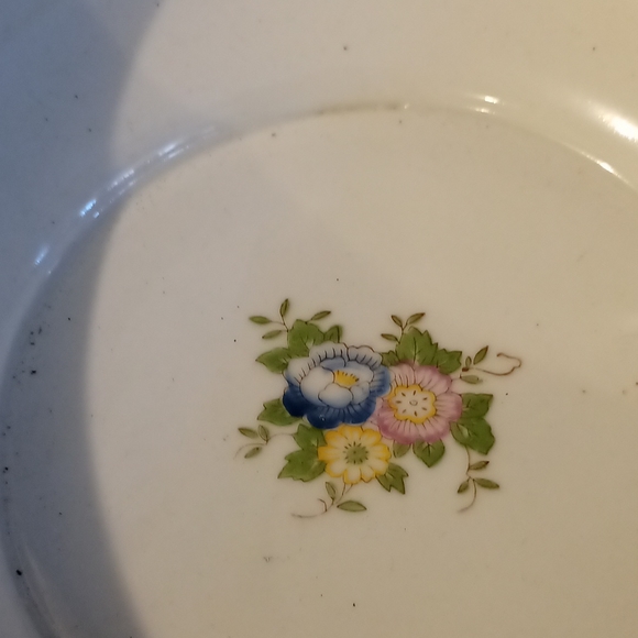 Vintage Hand Painted Porcelain Serving Bowl Gold Trim Made Japan - Picture 3 of 8